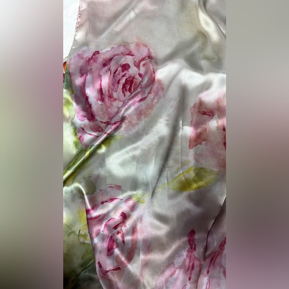 Silk scarf Rose garden hand made - Picture 5 of 5